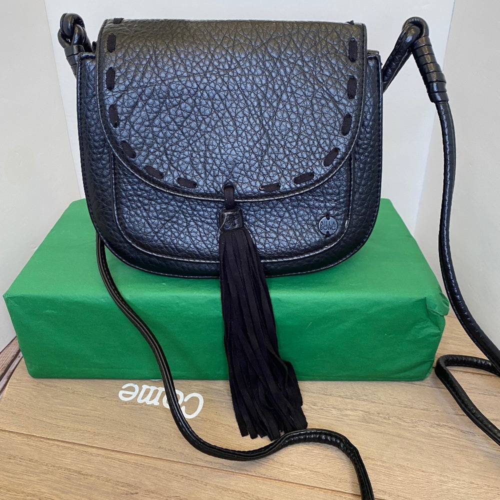 BILLABONG Womens Black Saddle Shoulder Handbag With Tassel